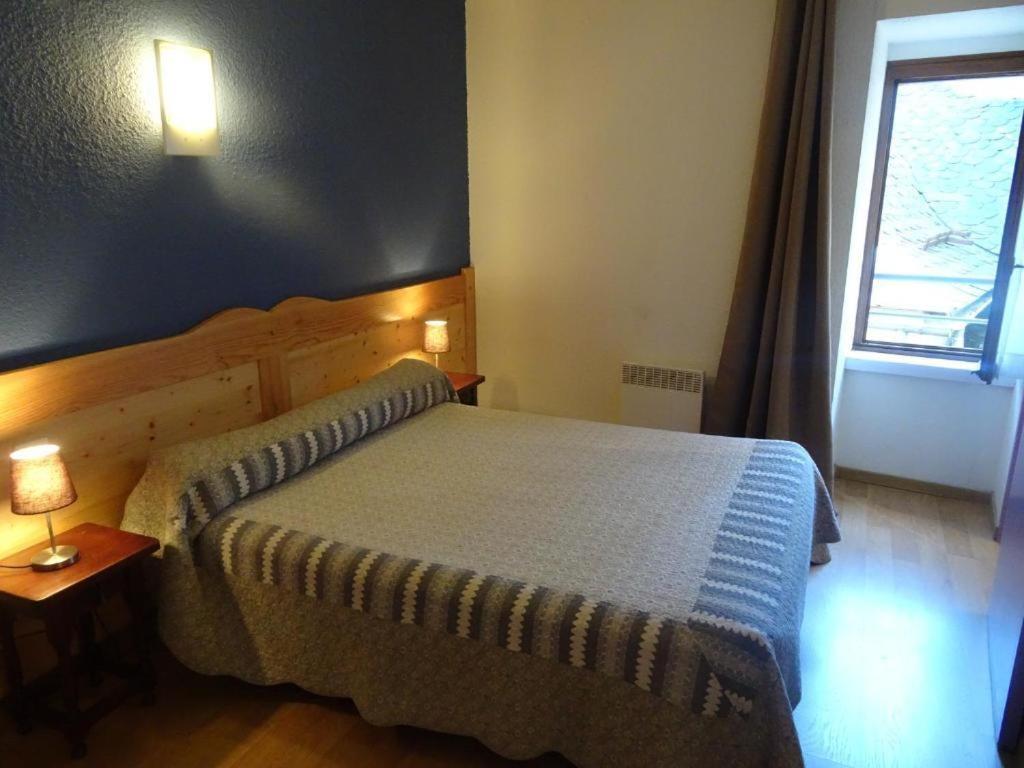 Hotel La Citadelle La Canourgue Zimmer foto
