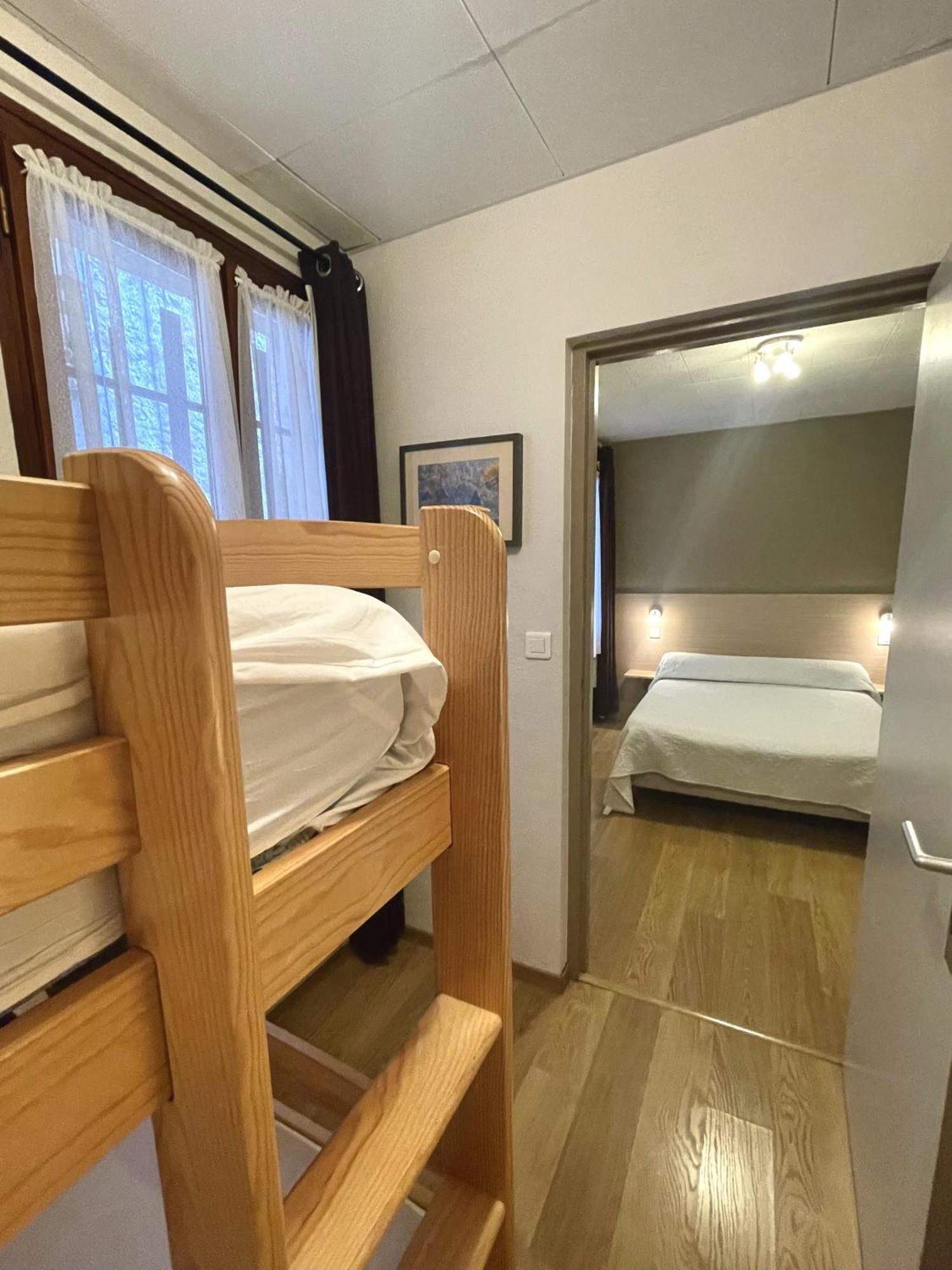 Hotel La Citadelle La Canourgue Zimmer foto